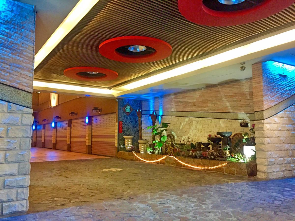 Spring Breeze Boutique Motel Kaohsiung Exterior foto